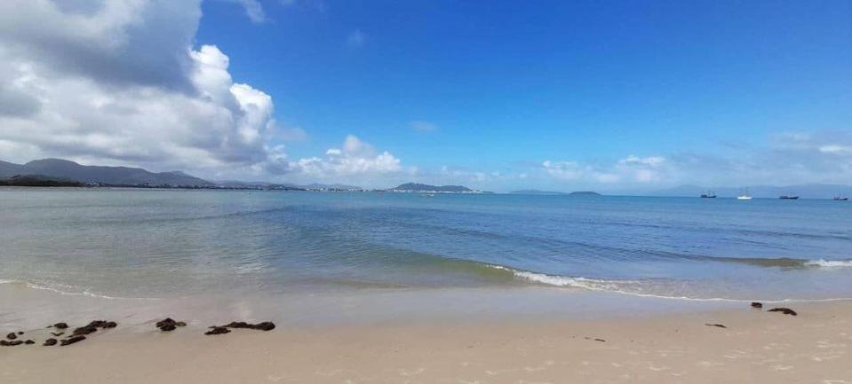 Casa Com 2 Quartos, Para 6 Pessoas Em Ponta Das Canas Флорианополис Экстерьер фото